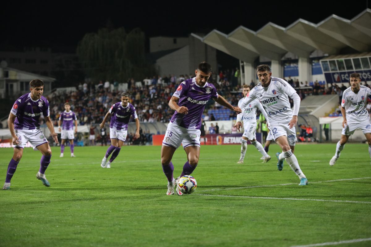 FC Botoșani - Rapid 1-3 » Rezervele lui Bergodi s-au impus confortabil în Moldova, la debutul în grupele Cupei României Betano