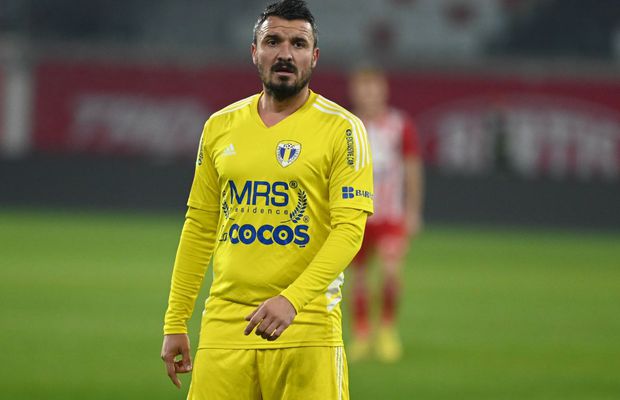 Omrani, anunțat oficial la Petrolul » A luat „tricoul lui Budescu”