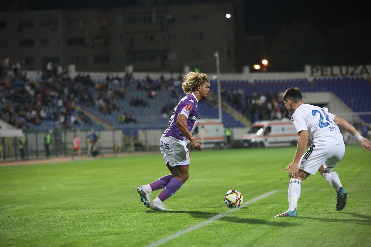 FC Botoșani - Rapid 1-3 » Rezervele lui Bergodi s-au impus confortabil în Moldova, la debutul în grupele Cupei României Betano