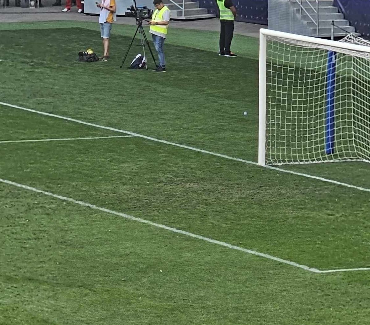 Gazonul din Ghencea suferă! Imagini de la meciul de Cupă, dintre CSA Steaua și U Cluj