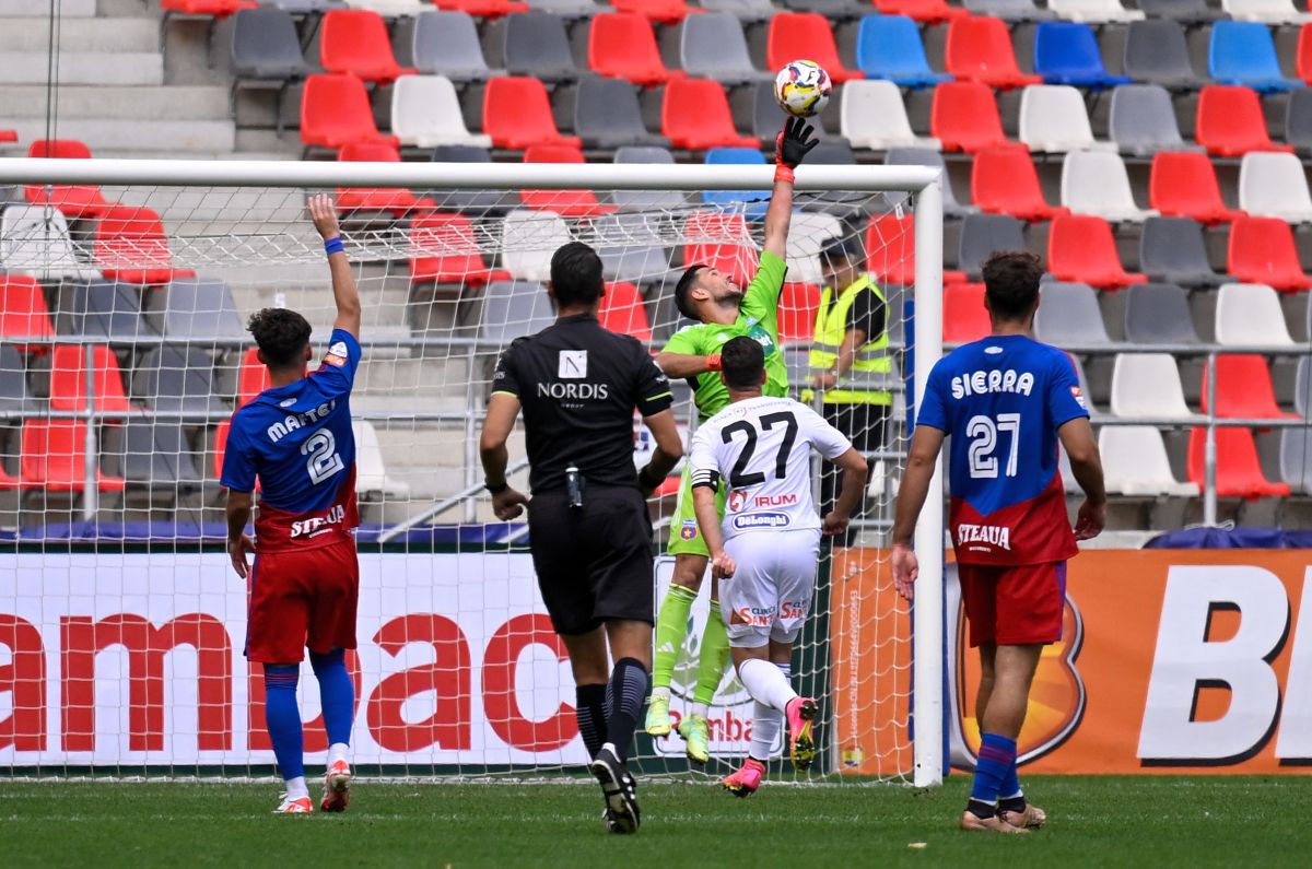 CSA Steaua - U Cluj în Cupa României Betano. Meci din grupa B