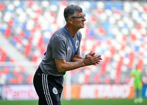 Ce l-a nemulțumit pe Sabău după victoria cu CSA Steaua: „Nu mi-a plăcut deloc!” + Jucătorul care l-a impresionat: „Mă întreb de ce nu a jucat până acum la un nivel bun”