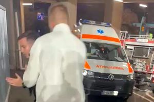 Moment SCANDALOS în timpul meciului Rapid - Oțelul! Impresarul a bruscat mai mulți jurnaliști și a țipat la jandarmi: „Dormiți?”