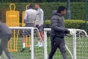 Au pus camerele pe ei, după Tottenham - Qarabag: cum au interacționat Drăgușin și Bergvall la antrenament