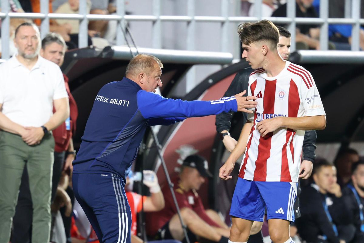 Cine a convins și cine a dezamăgit la Rapid - Oțelul » Plumb în ghete în Giulești: nu arde banderola aia pe braț?