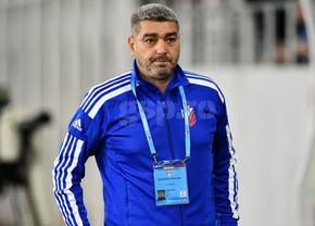 Detaliul incredibil surprins de fotoreporterul GSP la Dinamo - Botoșani » Ce apare pe legitimația lui Ciobotariu