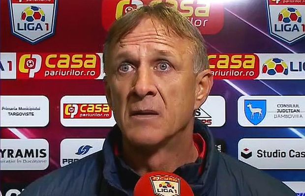 Superstiția antrenorului Emil Săndoi a fost observată la ultimul meci din Superliga » Explicația din spatele gestului ciudat: „Am această obișnuință de când eram jucător”