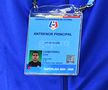 Detaliul incredibil surprins de fotoreporterul GSP la Dinamo - Botoșani » Ce apare pe legitimația lui Ciobotariu