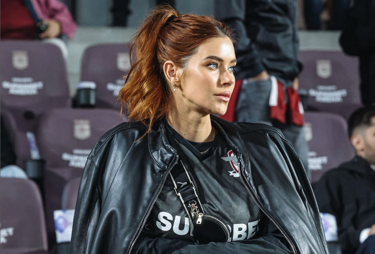 Partenera titularului de la Rapid a plecat din România: „Alte 3 luni departe de tine. Nu sunt sigură dacă devine mai greu sau mai ușor”