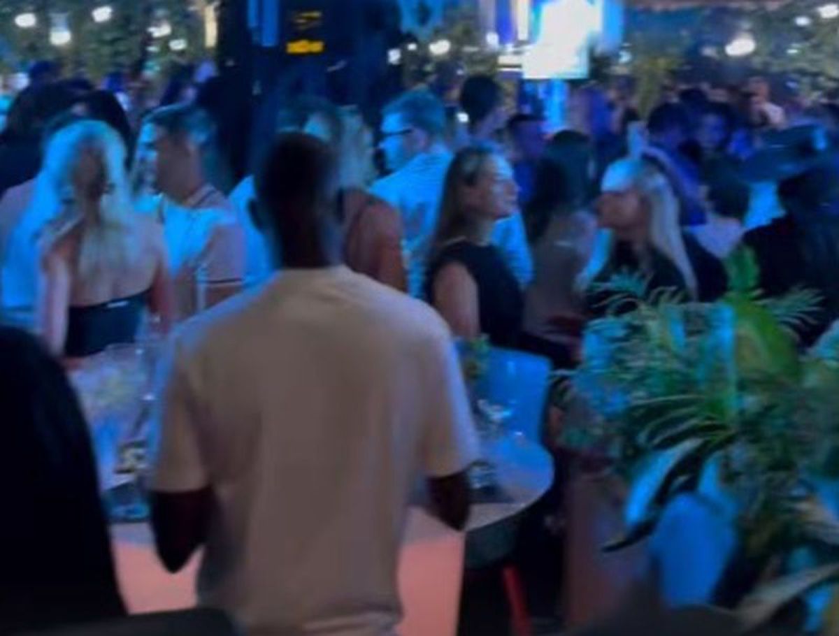 „Câinii” și oltenii au chefuit după scandalul din derby! Au „topit” shoturile într-un club din București