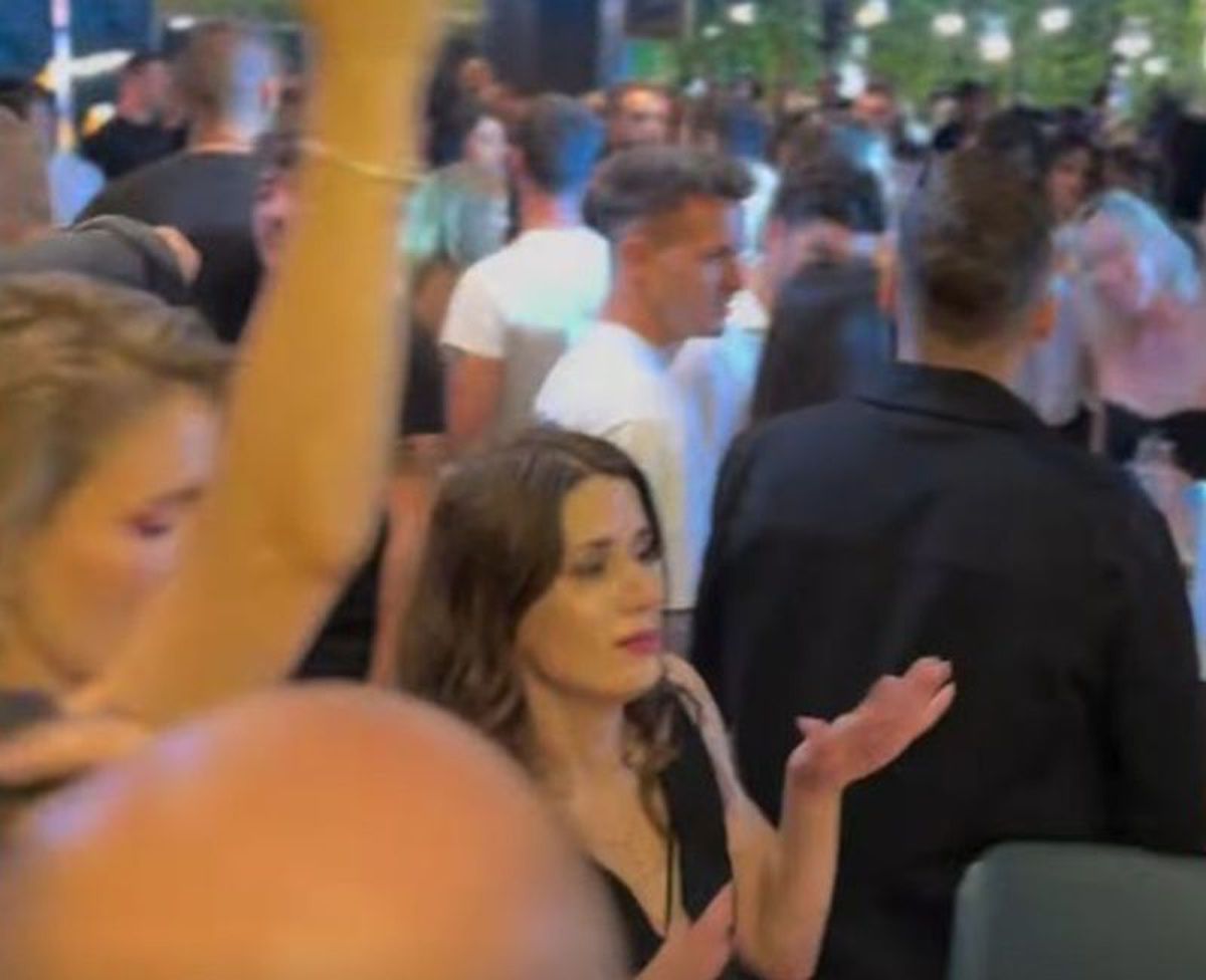 „Câinii” și oltenii au chefuit după scandalul din derby! Au „topit” shoturile într-un club din București