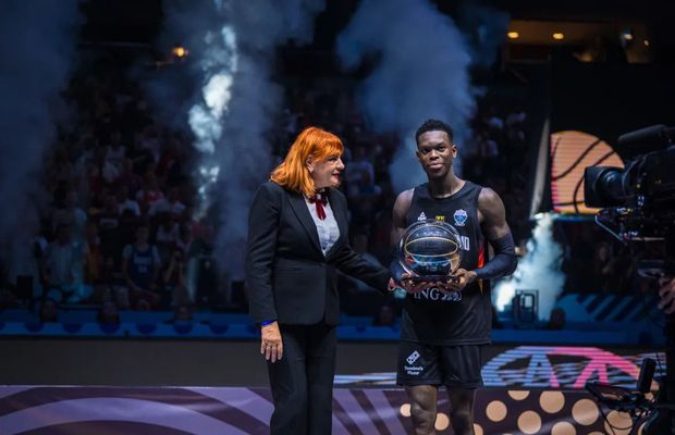 MVP-ul EuroBasket 2025, schimb de replici cu cel mai bun antrenor de la turneul final: „Îmi pare rău, coach, pare că ești rănit”