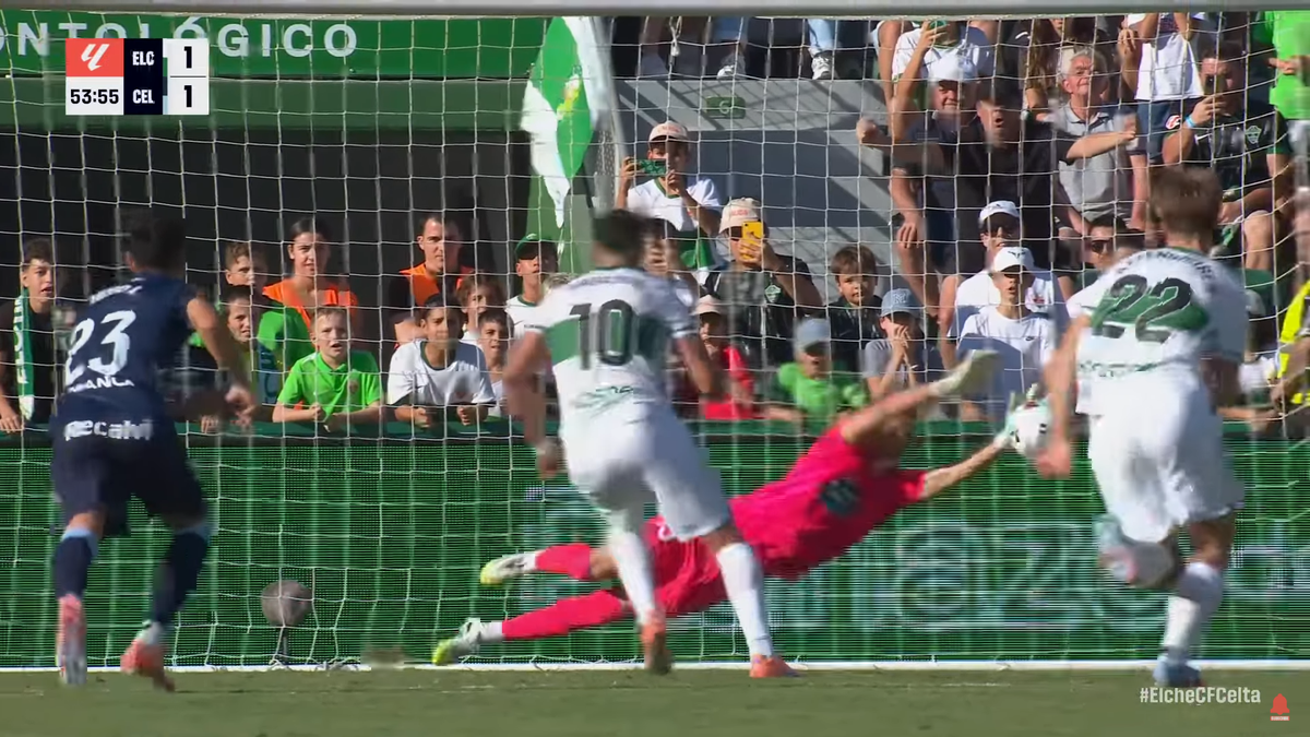 La înălțime! Ionuț Radu, penalty apărat și încă o prestație remarcabilă în Spania