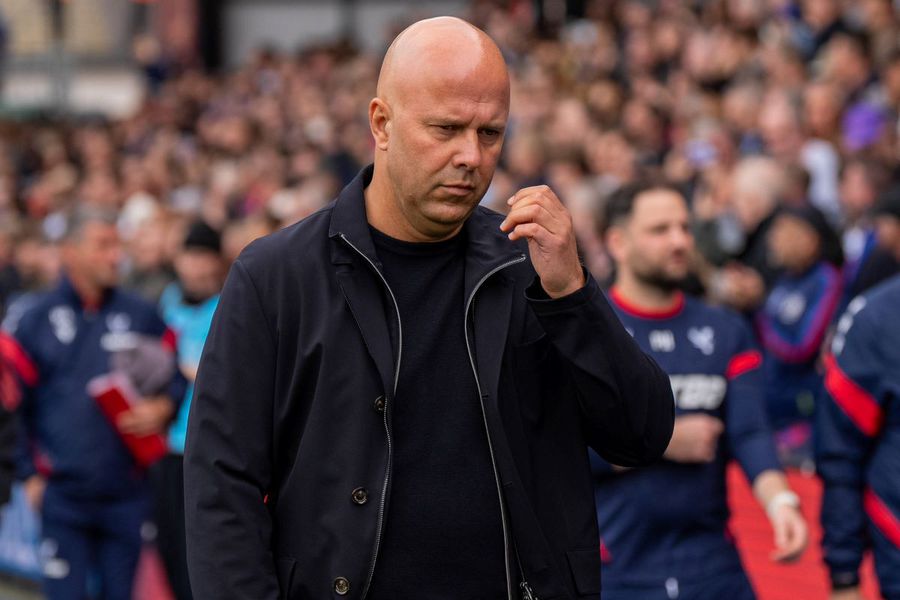 Arne Slot, deceționat. Liverpool tocmai a încasat prima înfrângere a sezonului / Foto: Imago Salah și slotul său de la Liverpool