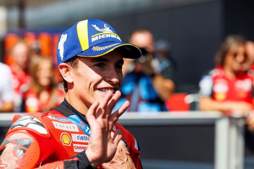 Marc Marquez salutând publicul în Japonia Foto: Imago Images
