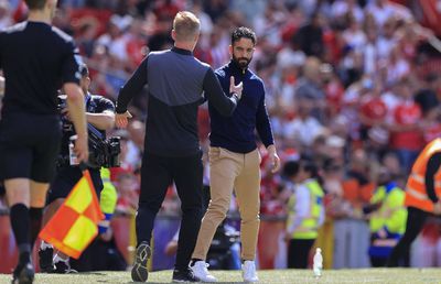 Manchester United îi caută înlocuitor lui Ruben Amorim » Favorit e un antrenor proaspăt demis de la altă echipă!