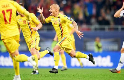 17 zile până la România-Suedia » Până vine meciul, Alex Mitriță se odihnește! Cine ar trebui să fie titular, el sau Florinel Coman?