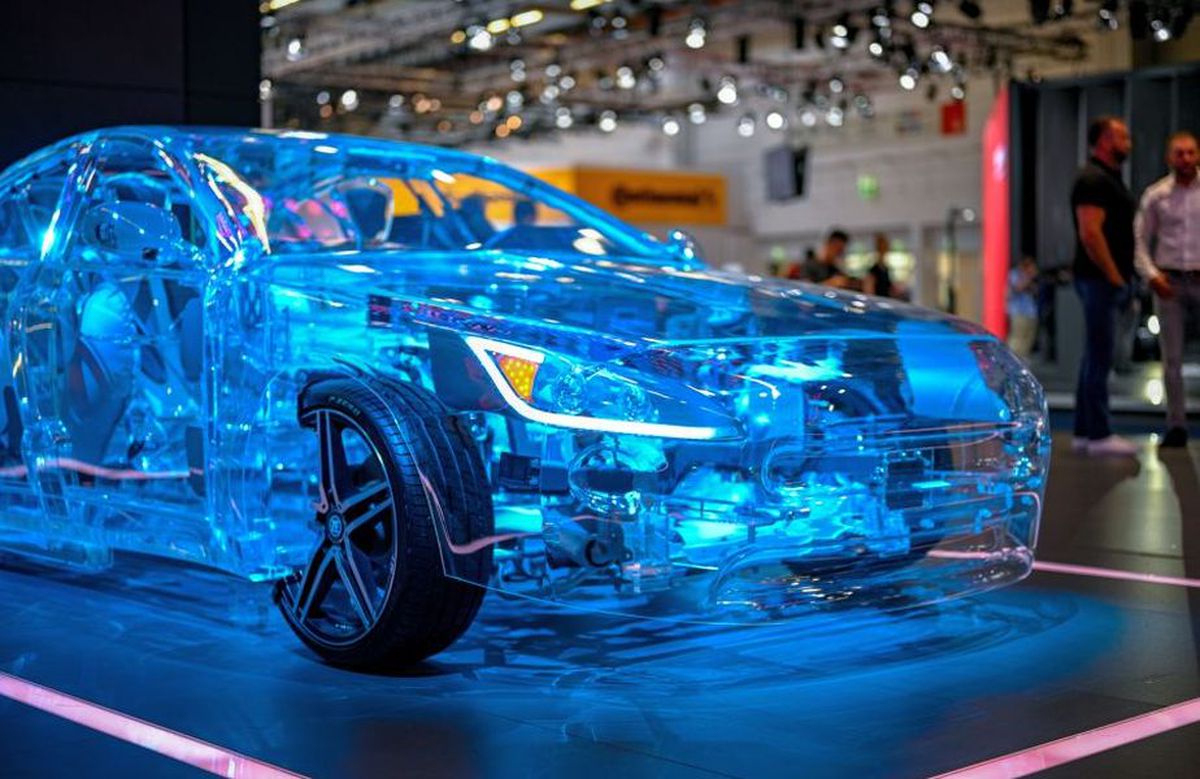 EXCLUSIV Ion Țiriac a dezvăluit ce i-a spus directorul Mercedes: „Acum gâfâie și fug toți după treaba asta”