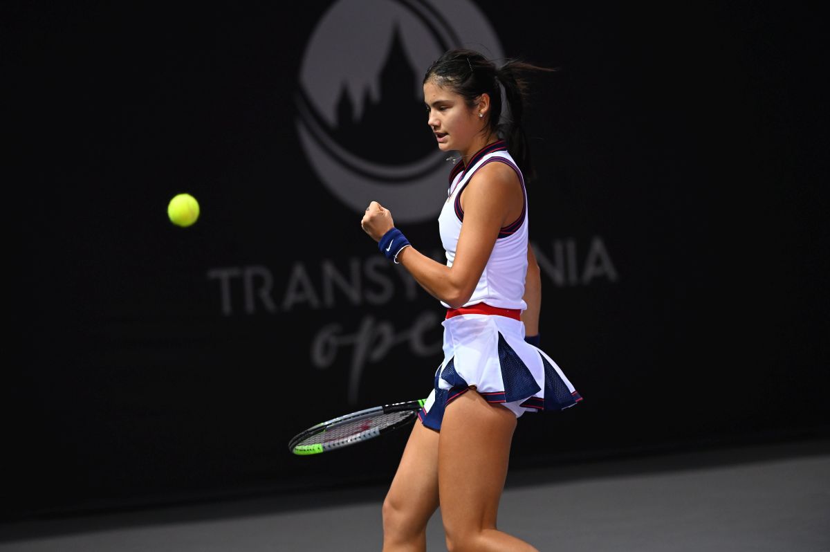 Emma Răducanu a urmărit-o din nou pe Halep la Transylvania Open » Surpriză din partea unei micuțe fane