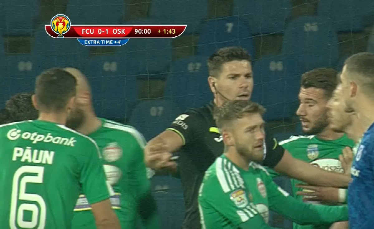 Scandal în prelungiri la FCU Craiova - Sepsi » 3 eliminări: „Rar vezi așa ceva!”