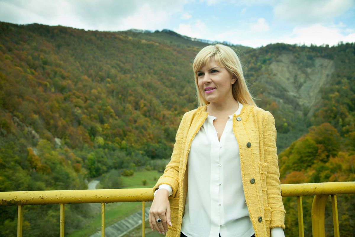 Ioanițoaia l-a întrebat pe Ilie Stan despre aventura cu Elena Udrea: „Ați văzut cum arăta!”