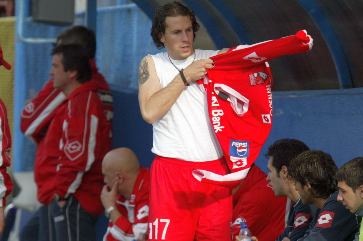 Leonard Naidin - imagini tari din carieră