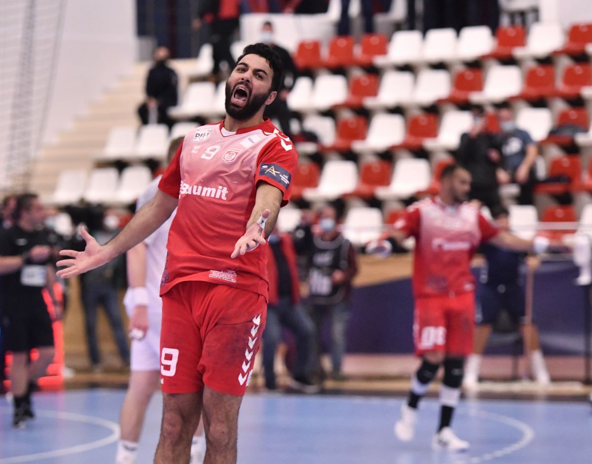 Dinamo - Veszprem 31-29 » Campioana României, victorie mare în grupele Ligii Campionilor