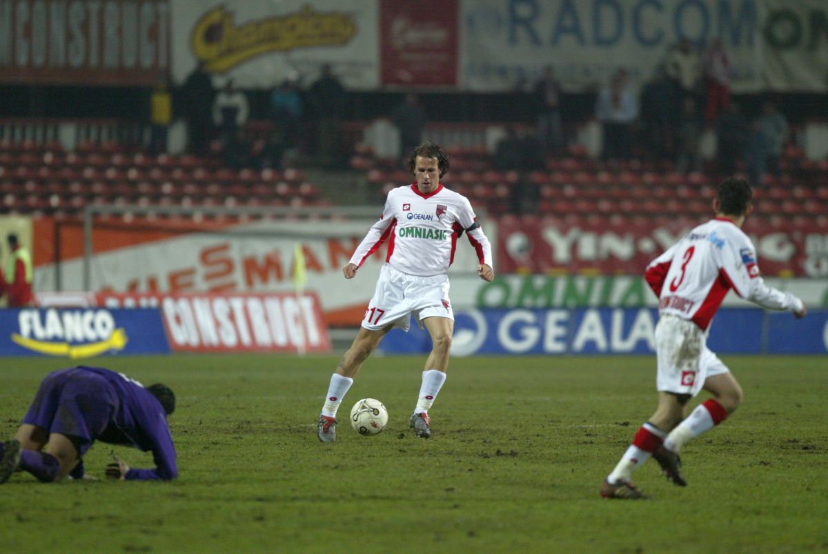 „Nevasta ta e nepoata mea!” » 3 întâmplări de senzație cu Ionuț Popa: ceasul cu ghinion, „știrbul Clau-gol” și o minciună cât un transfer