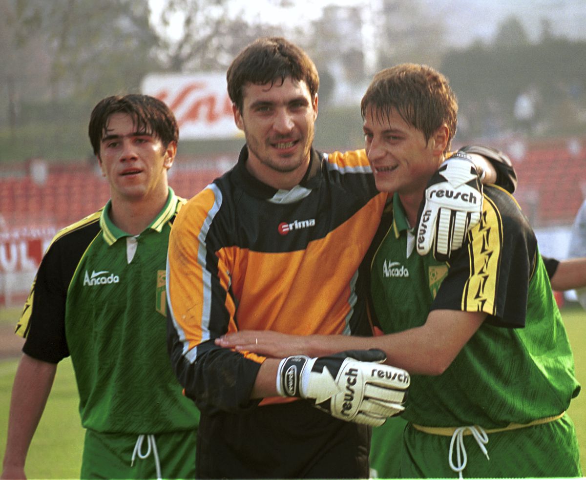 O echipă de tradiție a fotbalului românesc poate dispărea și din Liga a III-a! Avea șanse reale de promovare