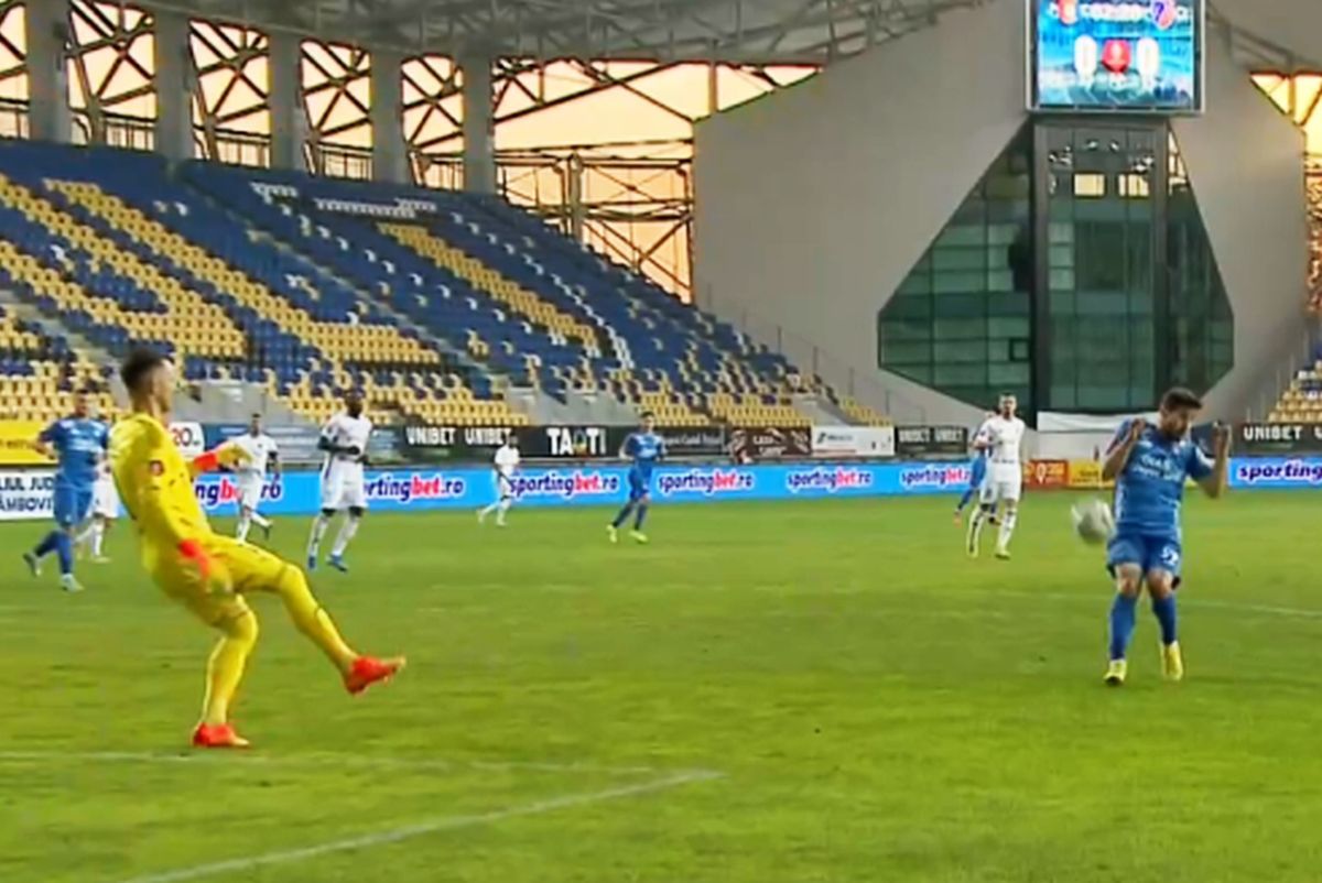 Gafă colosală în Chindia - FC Botoșani! Cum a deschis scorul Doru Popadiuc