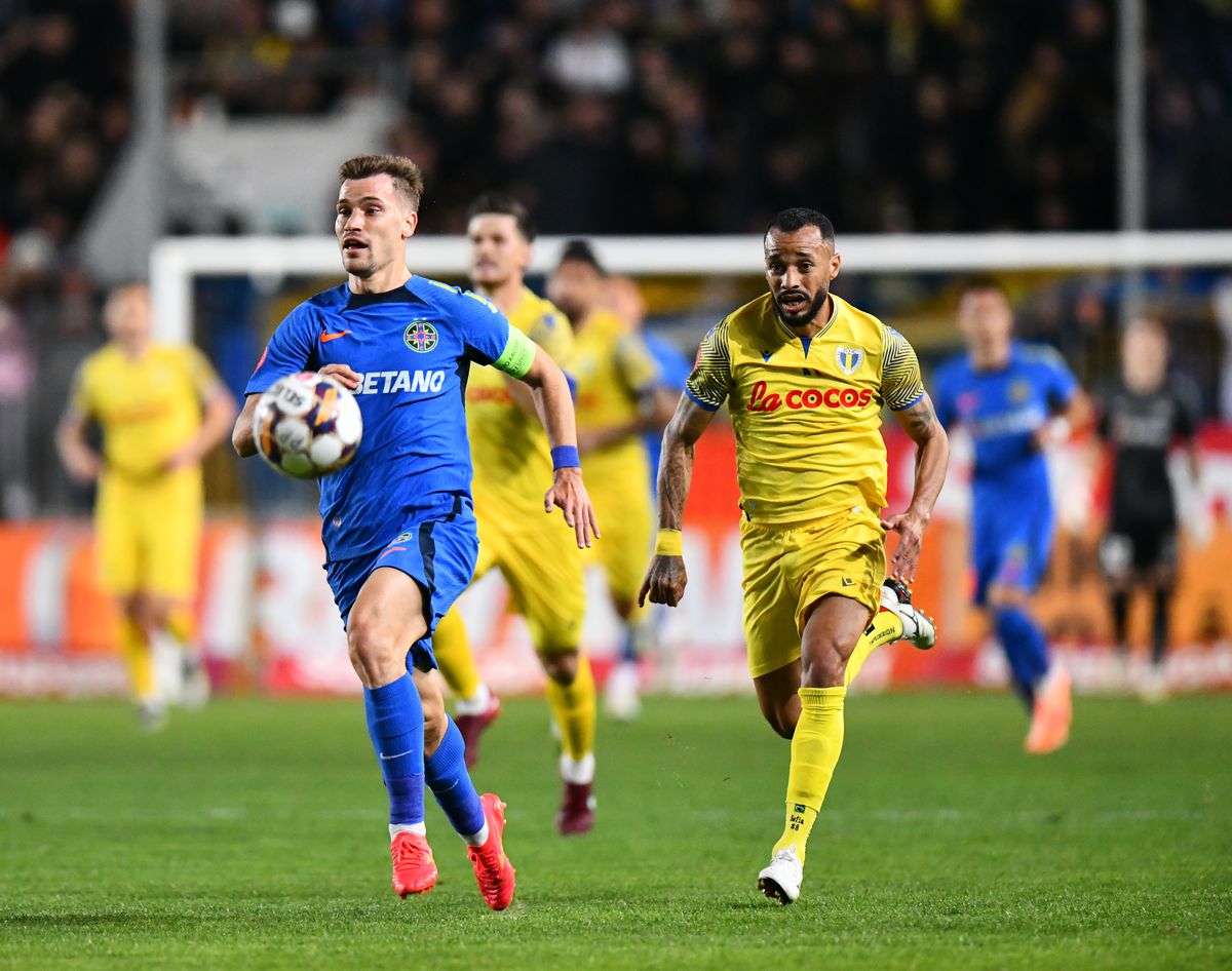 3 faze la limită în Petrolul - FCSB » Cum au fost judecate de arbitri + verdictul specialiștilor