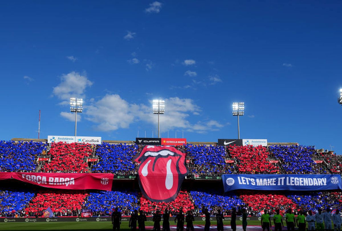 Scenografie spectaculoasă pe tot stadionul la El Clasico » Show în tribune făcut de Rolling Stones