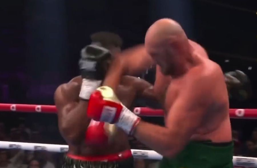 Aproape de un ȘOC istoric! Ngannou l-a trimis la podea pe Tyson Fury, dar a pierdut meciul! Decizie controversată a arbitrilor