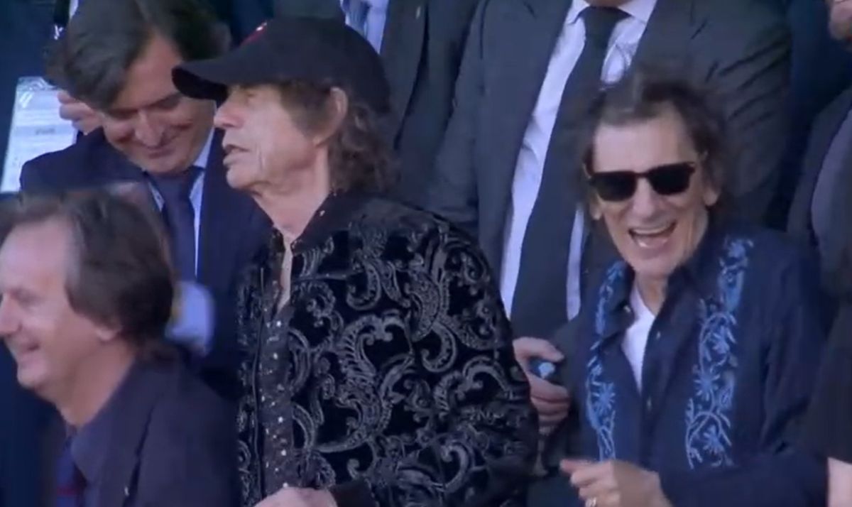 Scenografie spectaculoasă pe tot stadionul la El Clasico » Show în tribune făcut de Rolling Stones