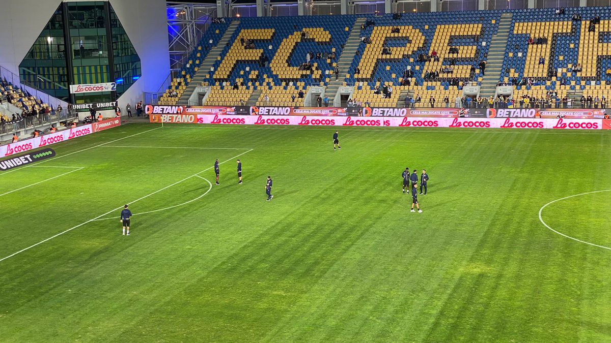 Petrolul - FCSB, înainte de meci