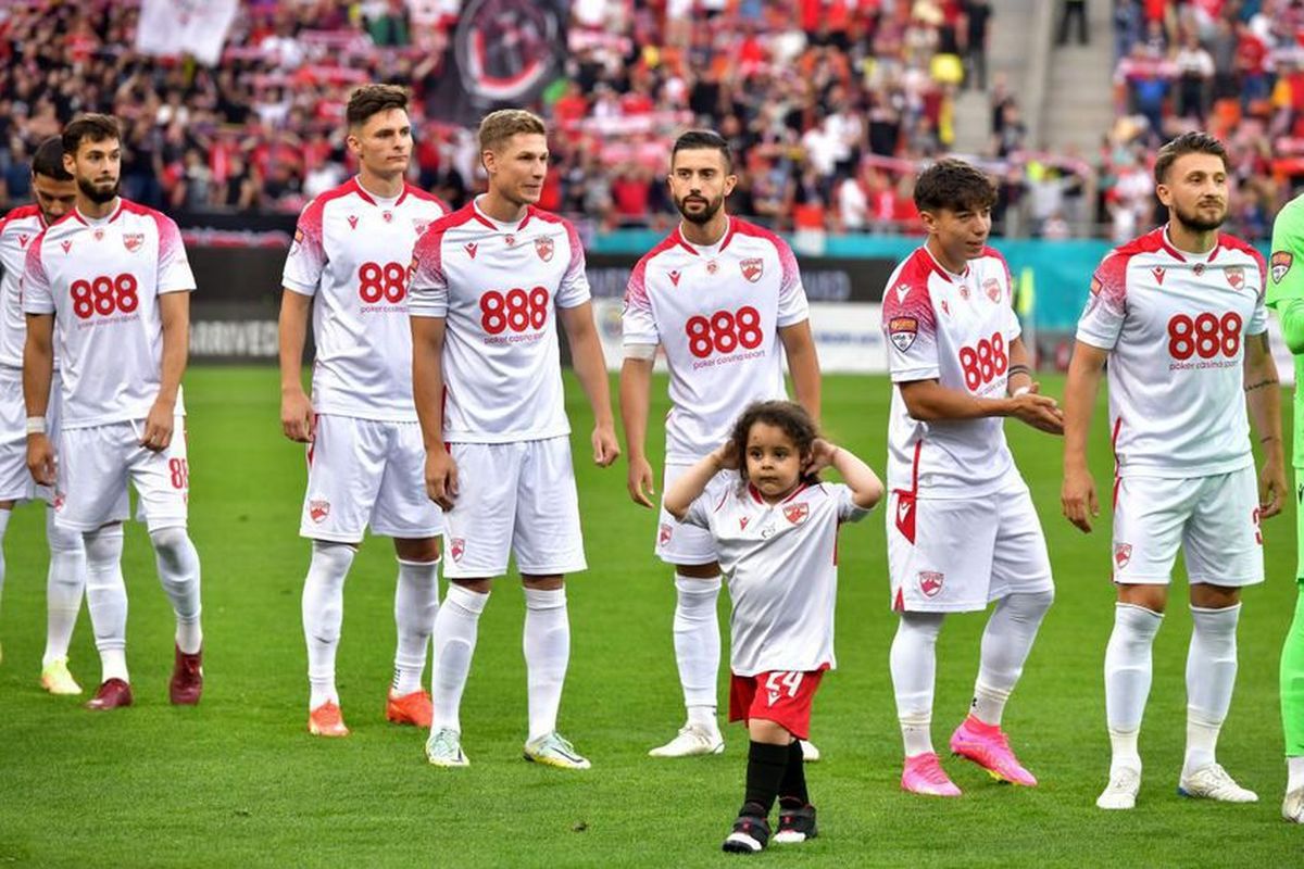 Transferuri la Dinamo: „Vor veni 3-4 jucători”