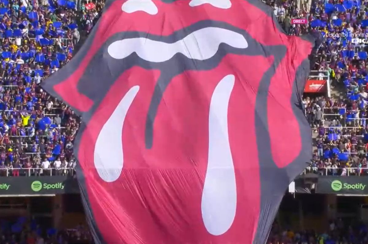 Scenografie spectaculoasă pe tot stadionul la El Clasico » Show în tribune făcut de Rolling Stones