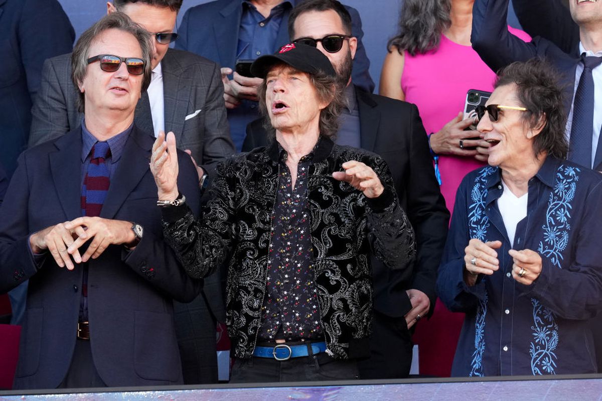 Scenografie spectaculoasă pe tot stadionul la El Clasico » Show în tribune făcut de Rolling Stones