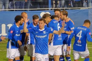 Farul - Universitatea Craiova, epilogul rundei cu numărul 14 din Superligă » Eliminare și penalty în debutul reprizei secunde