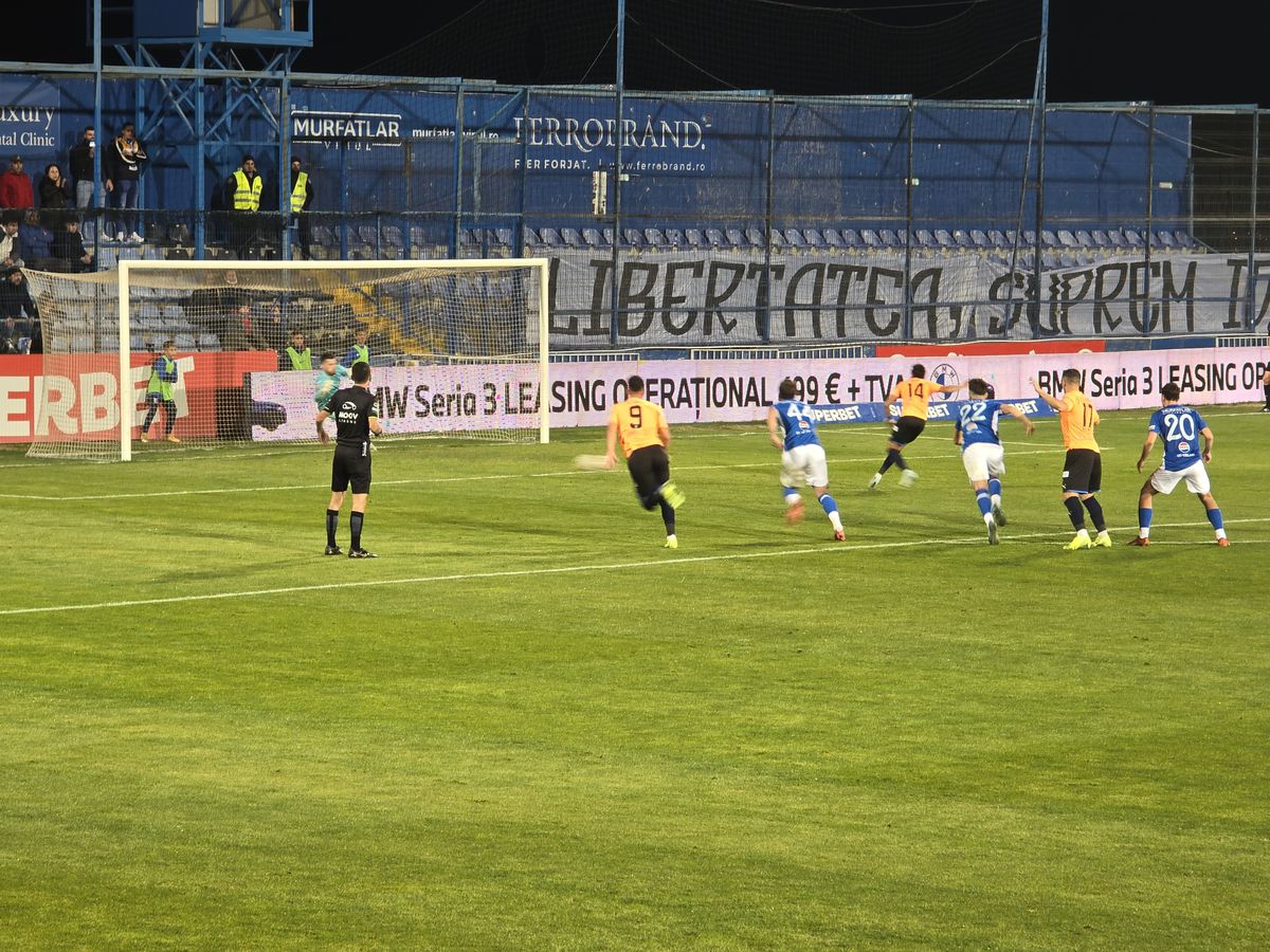 Farul câștigă un meci nebun la malul Mării Negre » Cinci goluri, două penalty-uri și o eliminare