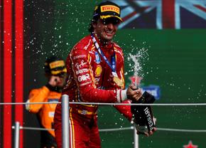 Carlos Sainz după cursa plină de evenimente din Mexic: „Pe Max ori îl depășești decisiv și agresiv, ori nu cred că îl depășești vreodată”
