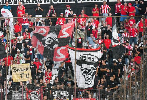 Fanii celor de la UTA Arad / Foto: Imago Images