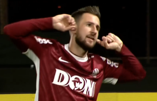 Le-a făcut semn fanilor să tacă, apoi a răbufnit la interviu: „Am renunțat la bani, să ne respecte”