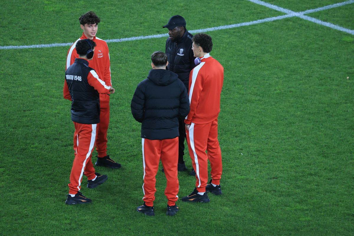 CS Dinamo - Dinamo, imagini înaintea partidei din Cupa României