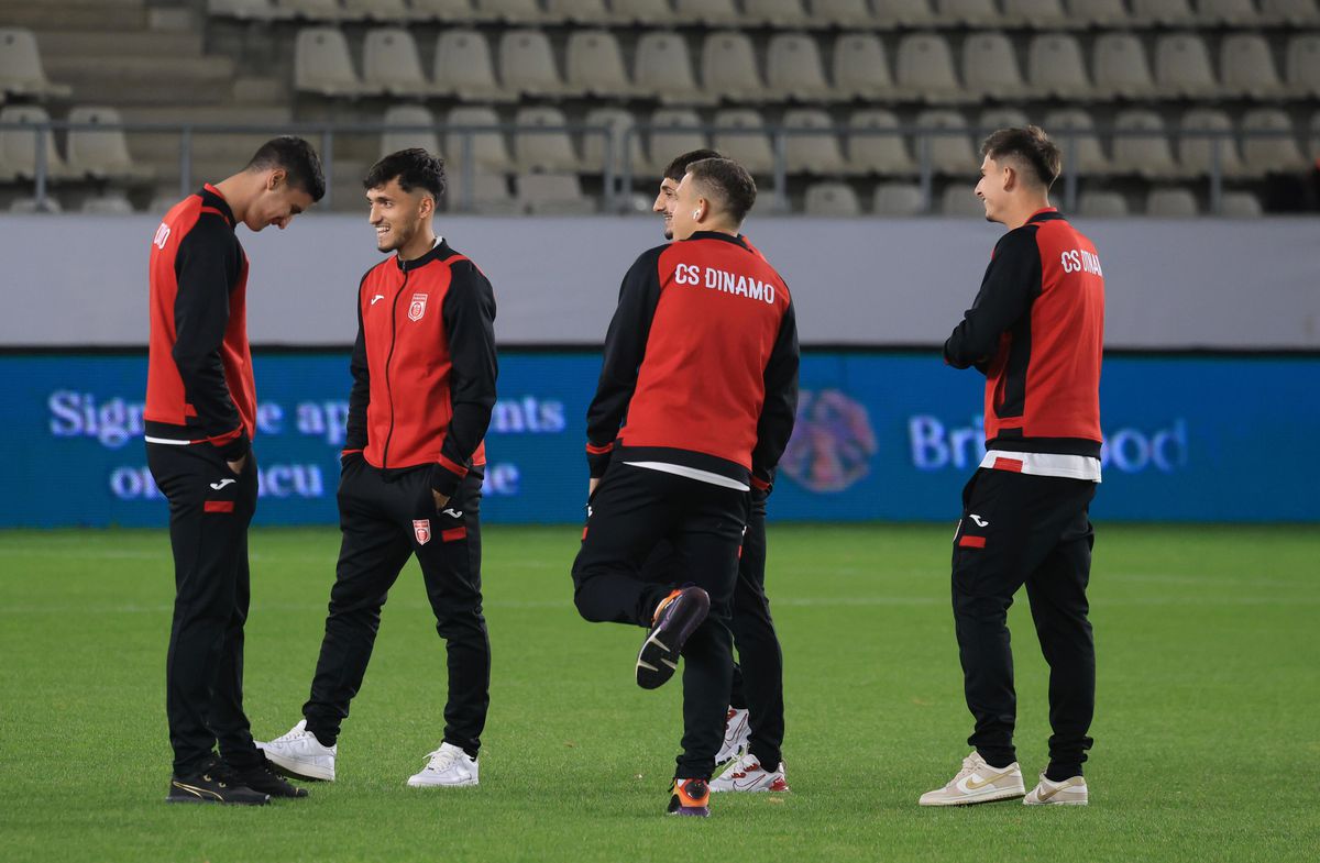 CS Dinamo - Dinamo, imagini înaintea partidei din Cupa României