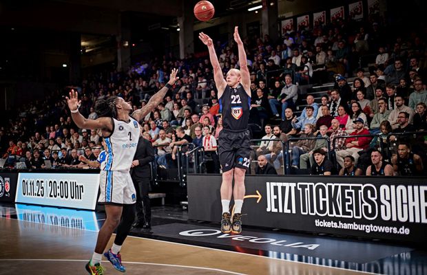 U-BT Cluj-Napoca, victorie dominantă împotriva lui Hamburg, în a 7-a deplasare a sezonului » Urmează 4 meciuri pe teren propriu