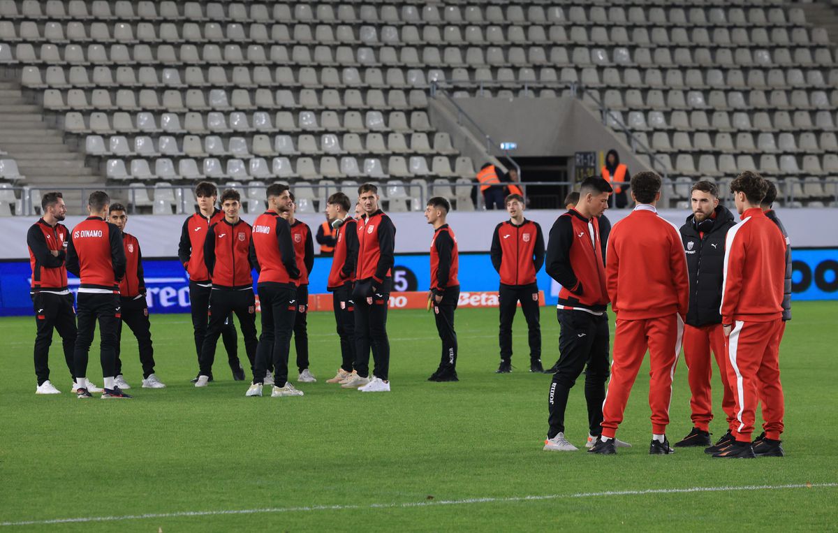 CS Dinamo - Dinamo, imagini înaintea partidei din Cupa României