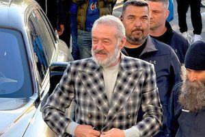 Gigi Becali, sancționat de FRF: „Ăștia sunt deja nebuni!”