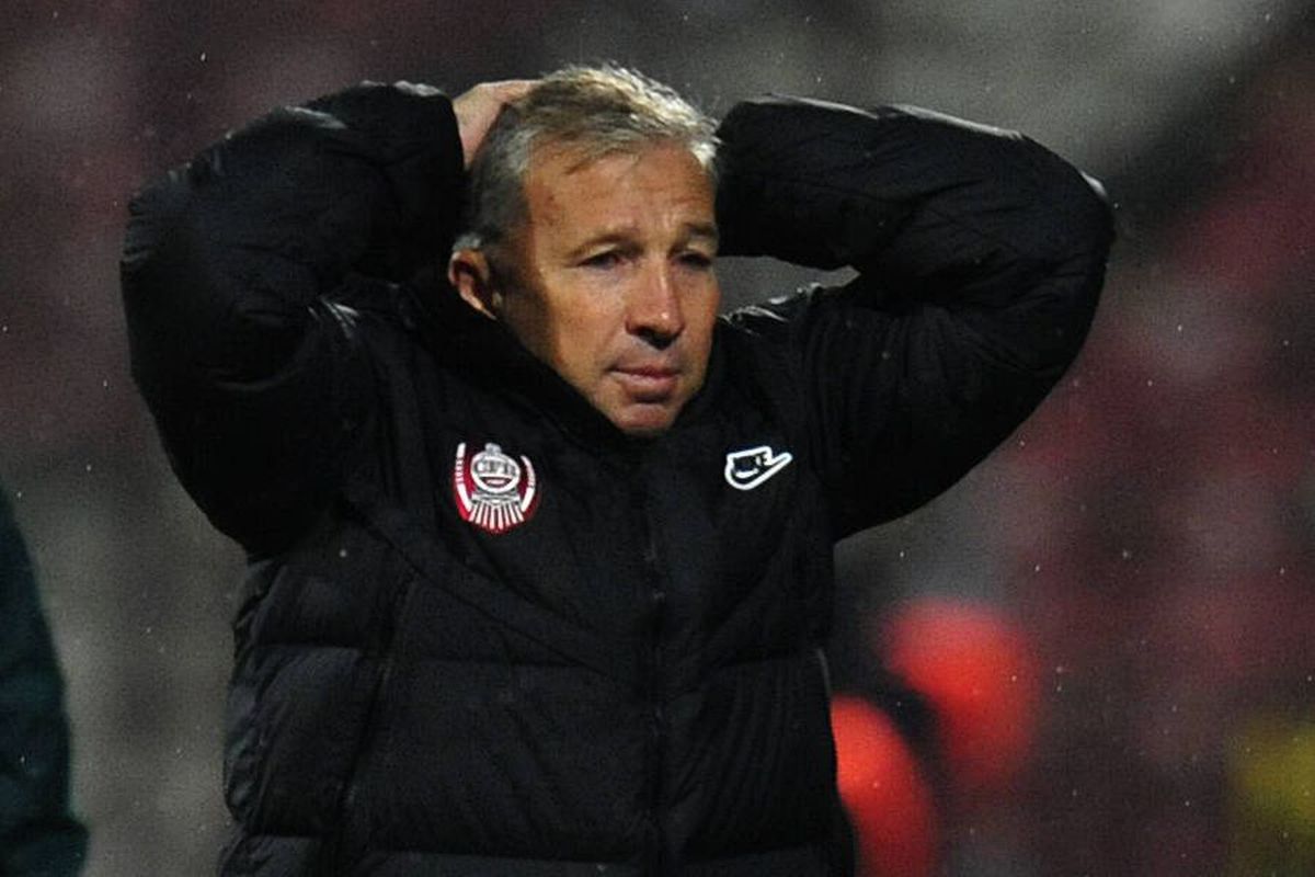 Criza continuă la CFR Cluj! Dan Petrescu e condamnat să jongleze cu lotul decimat