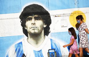 „Hoțul a început să plângă când a aflat că e în casa lui Maradona” » 3 povești haioase cu argentinianul: ce înseamnă numele lui în alba-neagra și avionul cu cocaină de la Napoli